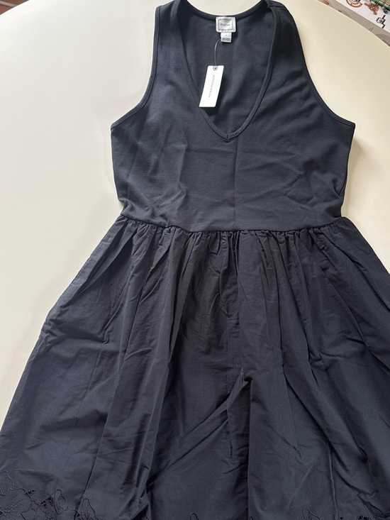 Anthropologie Dresses & Skirts - Anthropologie Black V-Neck Sleeveless Gathered Waist Dress